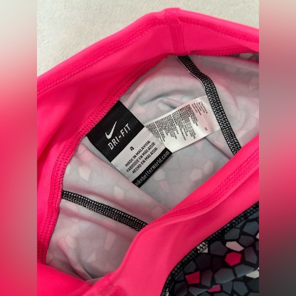 Nike Kids size 4 Mosaic Pink and Black Leggings - Picture 3 of 4